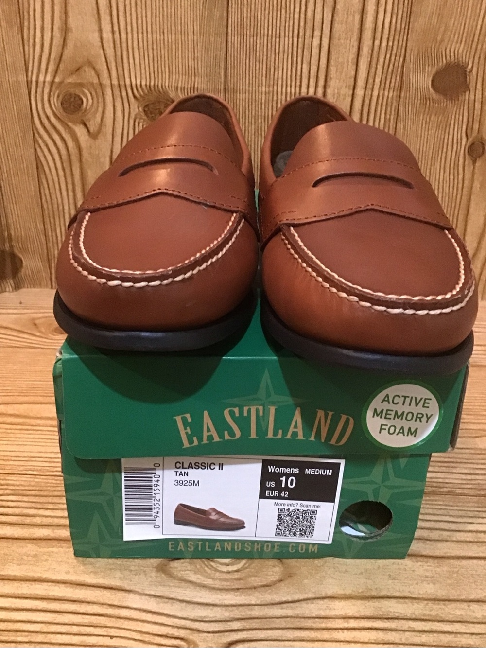 NWT Eastland Women’s “Classic” Brown Leather Penny Loafers - Picture 3 of 4